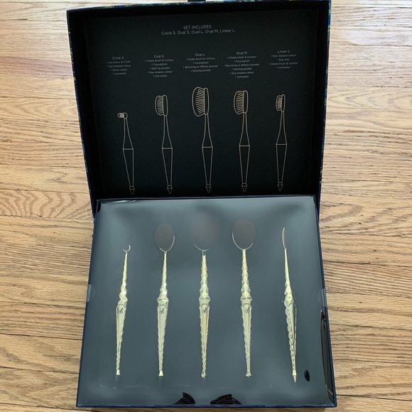 5pc Essential Mermaid Oval Brush Set - Picture 2 of 4